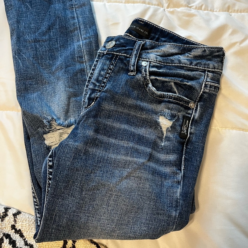 Stylish Blue Distressed Jeans